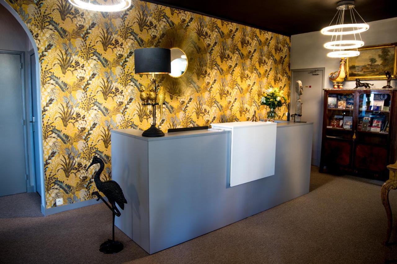 Hotel Castel Moor เลอครัวซิก ภายนอก รูปภาพ